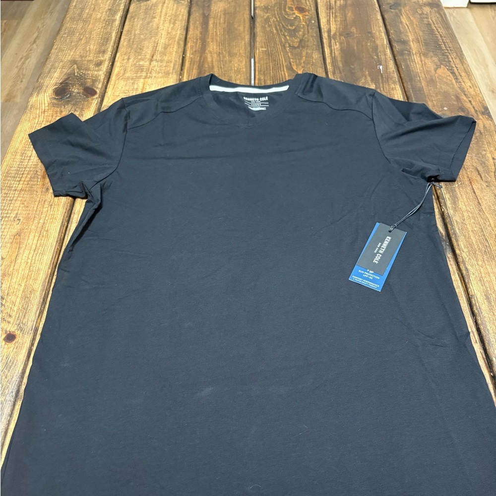 Kenneth Cole Black Short Sleeve Tee